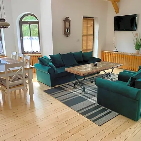 Lodge Dolina Rastoki *